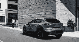 2021年马自达CX-30用250马力碳带包装2.5 Turbo价格从29900美元起