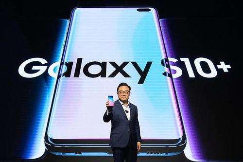 “科技在线：韩国智能手机制造商三星终于透露了其GalaxyS10的上市日期