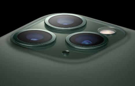 “科技推荐：苹果新专利可能意味着更好的镜头和较小的相机凸起