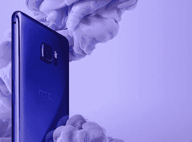 HTC U Ultra 配备双显示器、AI 功能和 microSD 卡插槽