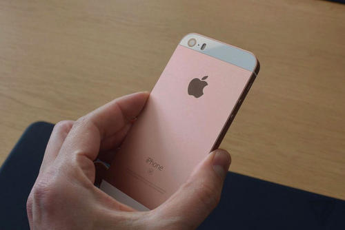 科技推荐：苹果第二代iPhoneSE正式上市售价仅399美元
