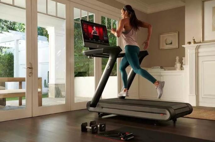 “Peloton正在计划一种更便宜的新型跑步机以使家庭锻炼步入